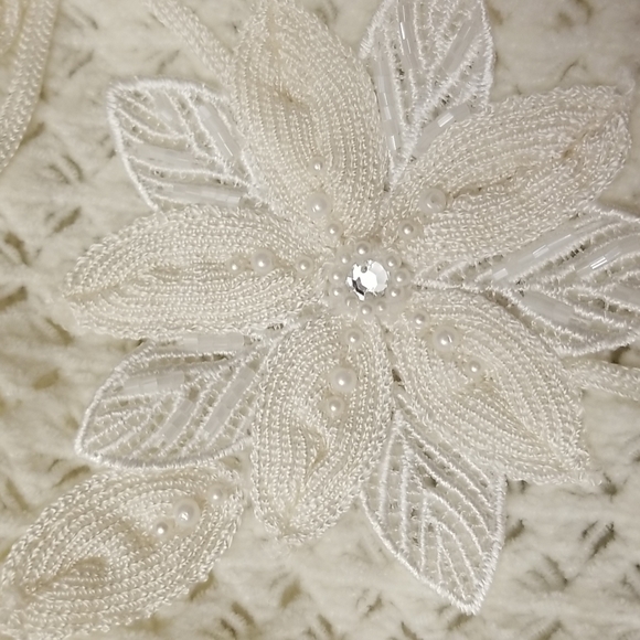 Ivory cardigan sweater - Picture 8 of 8